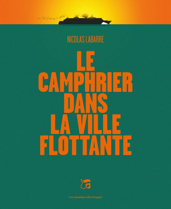 Le camphrier dans le ville flottante