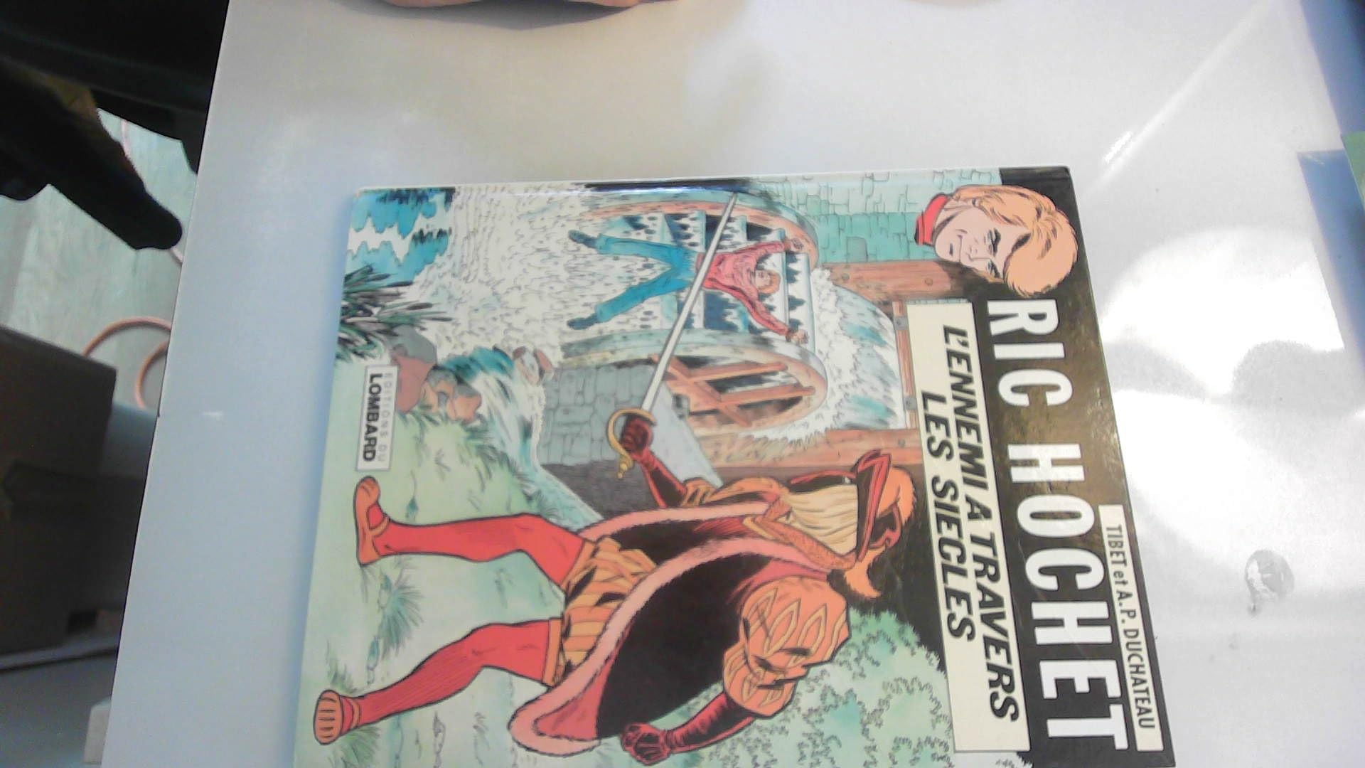 Ric Hochet, tome 26 : L'Ennemi à travers siècles