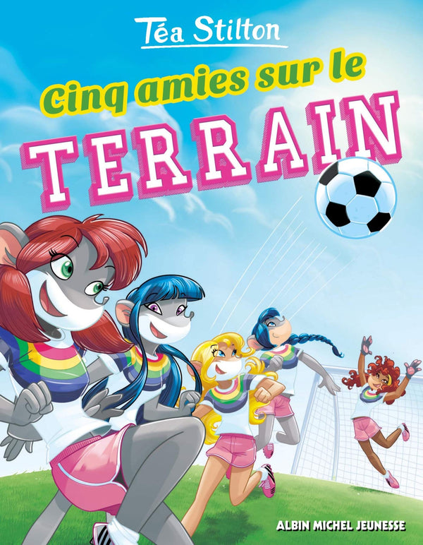 Cinq amies sur le terrain