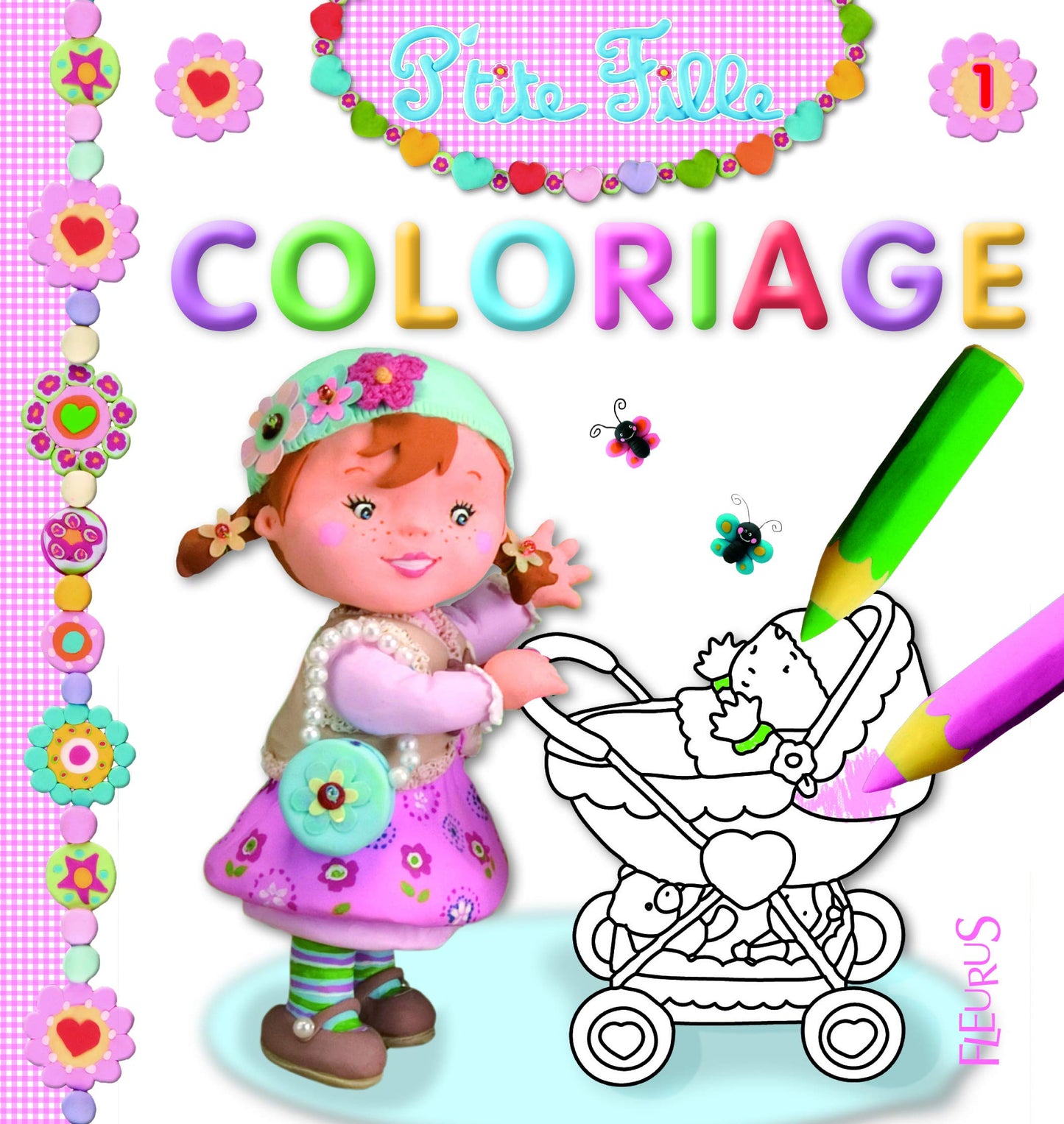 Lilou joue à la poupée