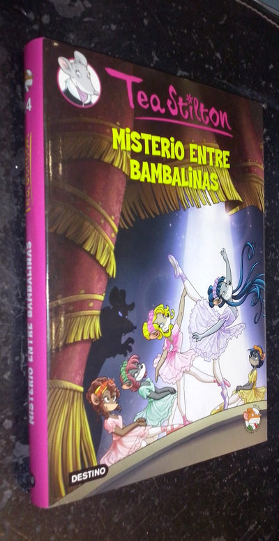 Misterio entre bambalinas: Tea Stilton 14